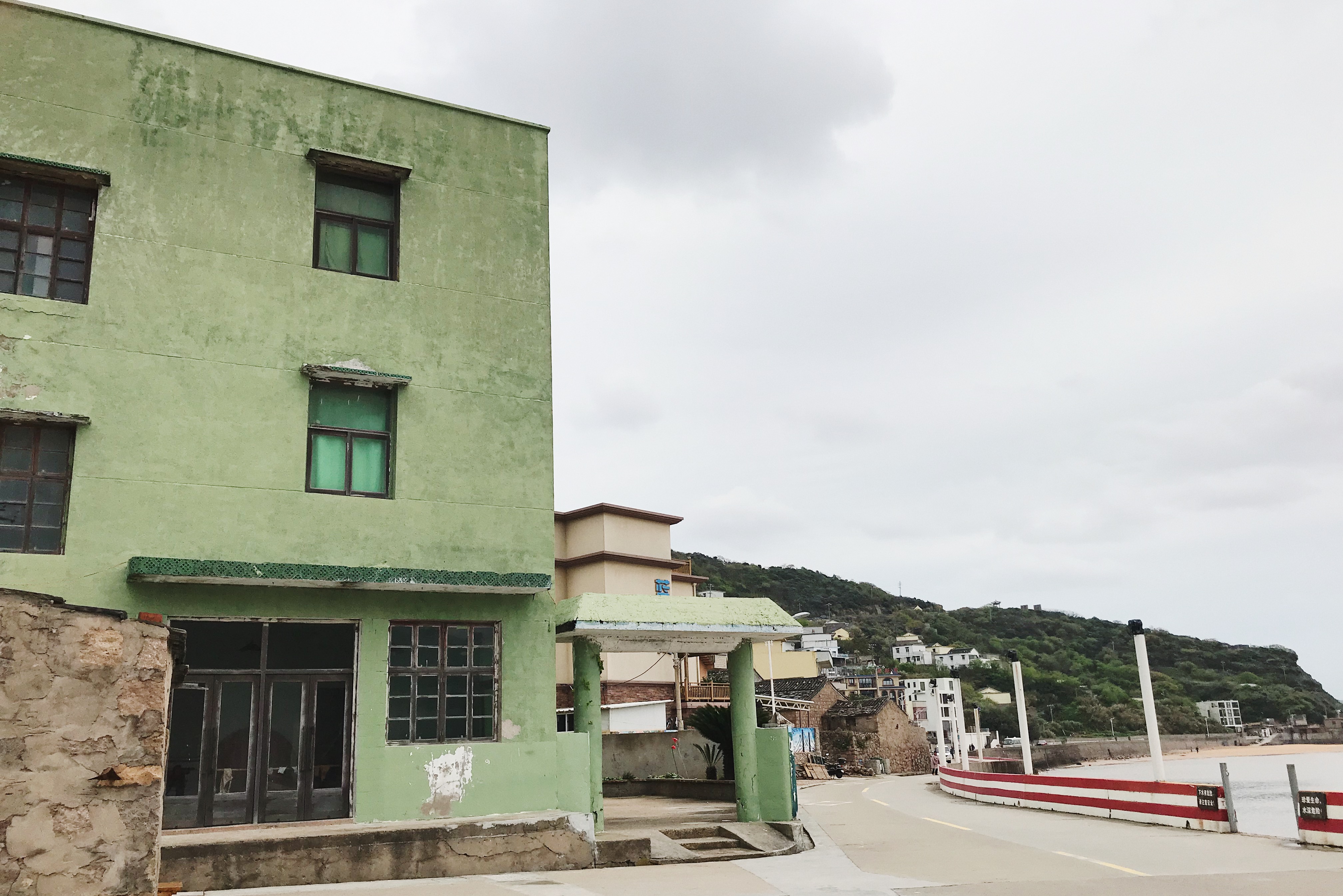 圣托里尼海岛旅游攻略,圣托里尼的绝美海岛