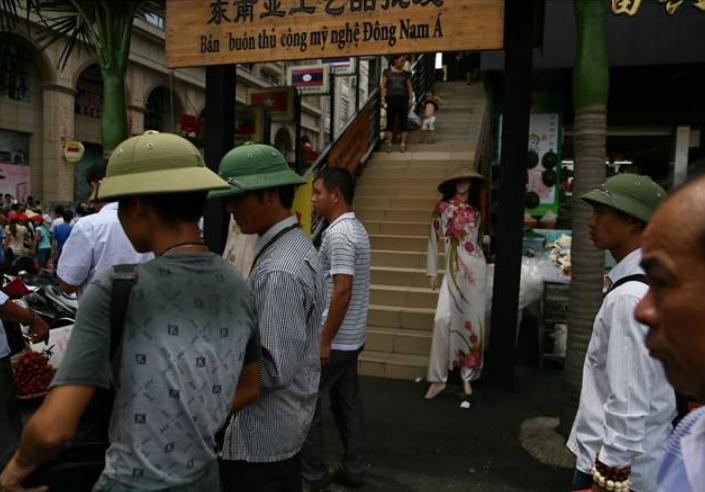 去越南旅游带什么特产最好呢 (去越南旅游必买的十种东西)