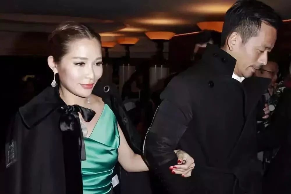 离婚就有25亿？这个豪门阔太手撕小三简直太过瘾