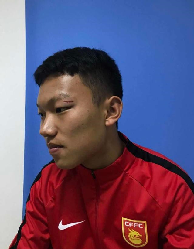 韦世豪踢越南真实原因,韦世豪从被骂到全场呼喊