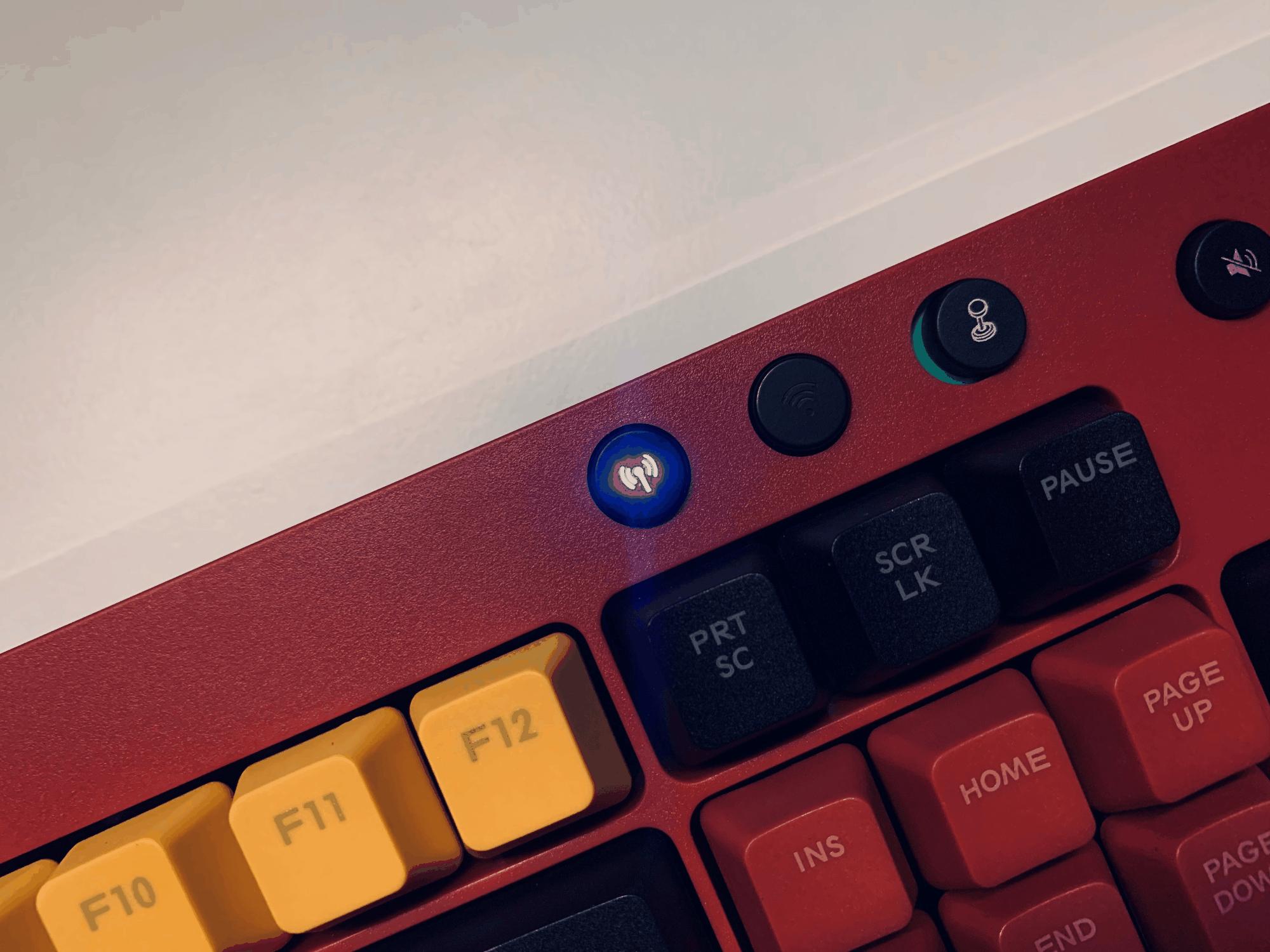 送媳妇爱你3000遍，G521钢铁侠版机械键盘开箱