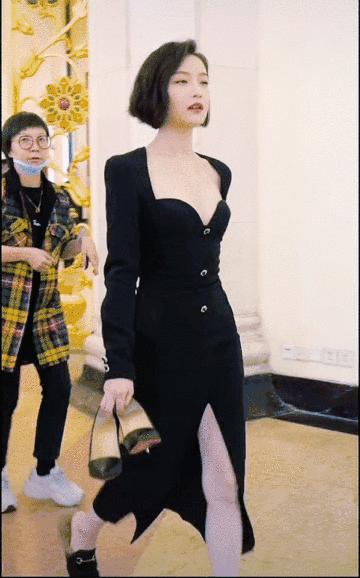 倪妮剪了短发美到开挂,倪妮的短发造型好美