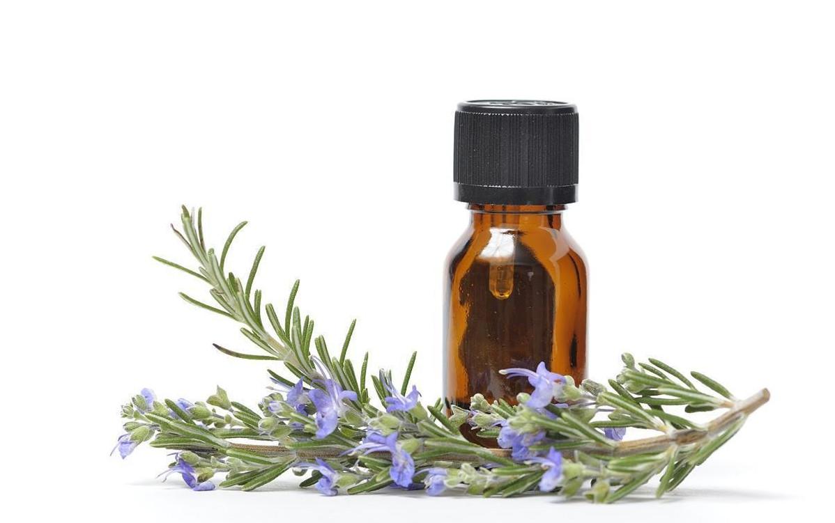 女的去精油开背合适吗,精油开背的好处和禁忌