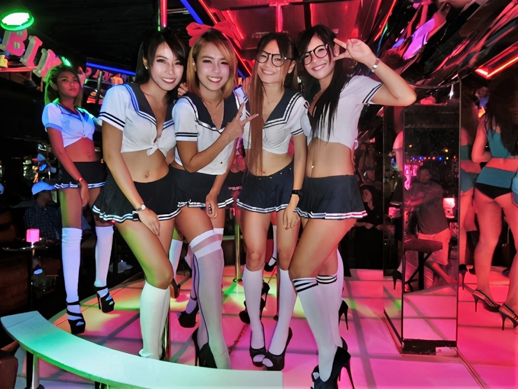 泰国红色灯区有多危险,泰国曼谷红街区合法吗