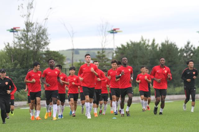 中国足球2月1号,中国足球02年之后发生了什么