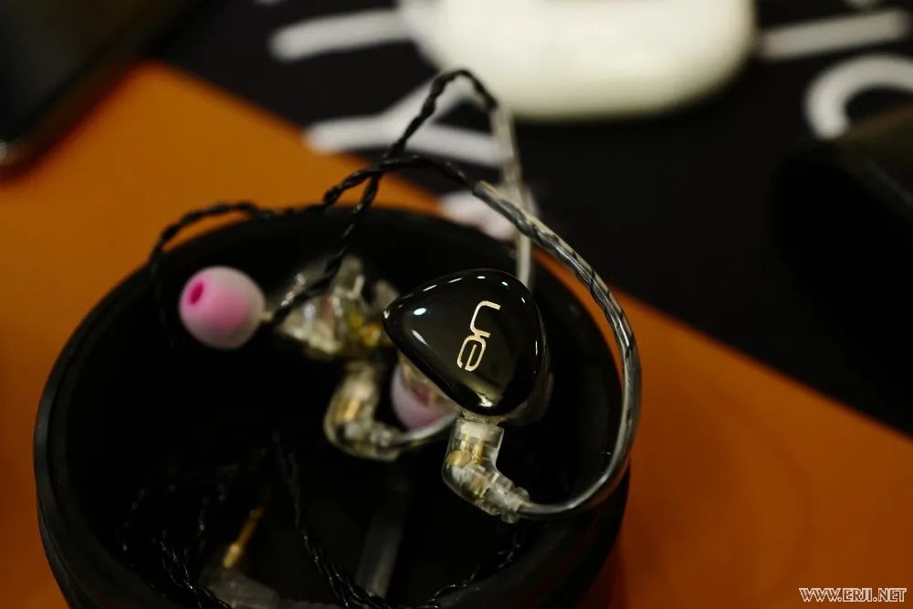 展商如何布展，才能让展位人气显得特别旺？成都国际耳机展大报道