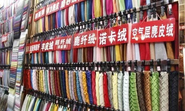 这个冬天有点“冷”，看柯桥轻纺城纺织老板“御寒”各显神通