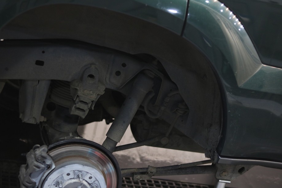 怪兽修车:修复一辆09款中东版丰田霸道,最终旧车变新车