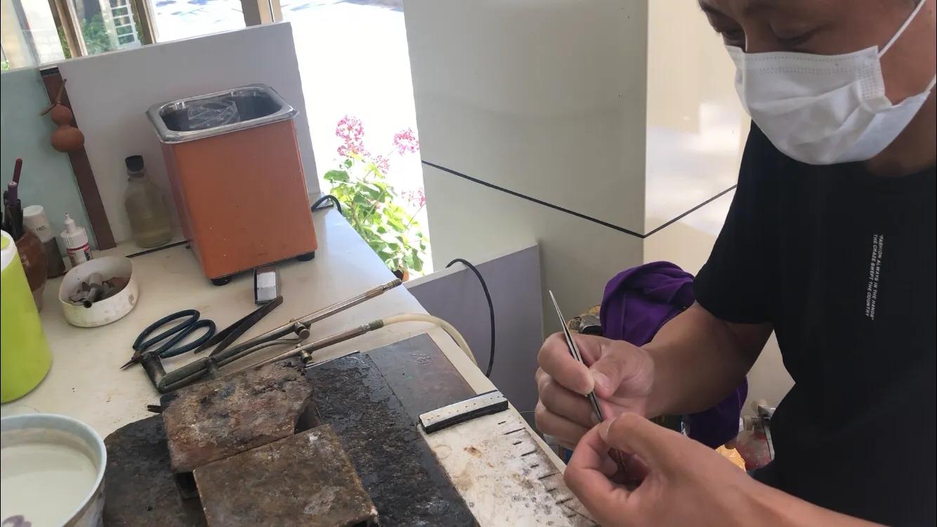 修项链断裂怎么修沈阳,断裂的金色项链