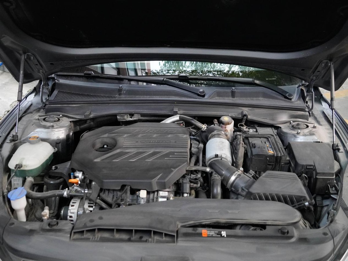 新款起亚k5凯酷安全性怎么样,起亚k52014款2.0latluxury