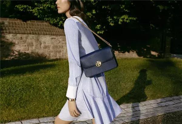 品牌女包包推荐网红款2022年新款,最近两年流行的包包品牌