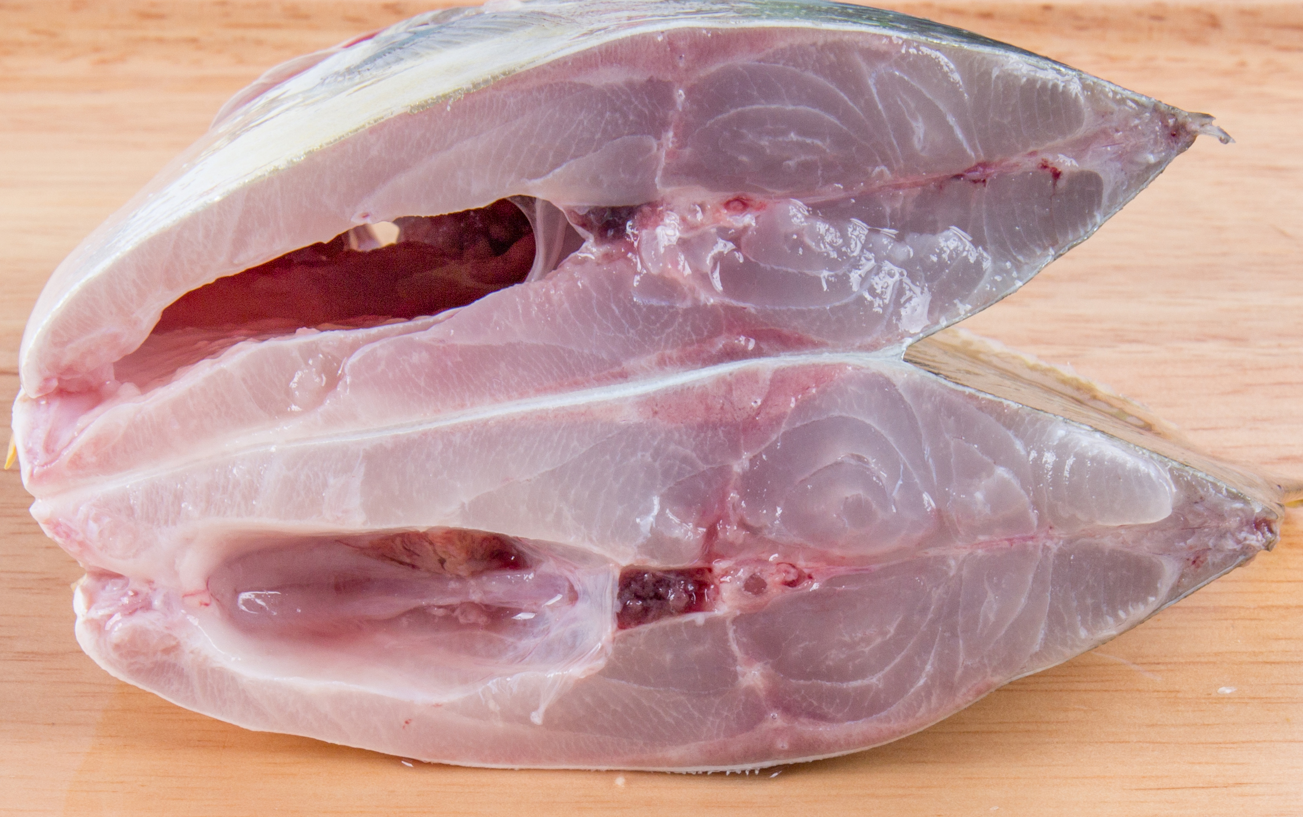 鱿鱼丝当零食有什么坏处,干鱿鱼丝可以当零食吃吗