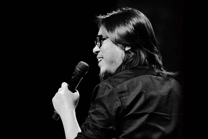 虾米死了长啥样,虾米死了头还是红的