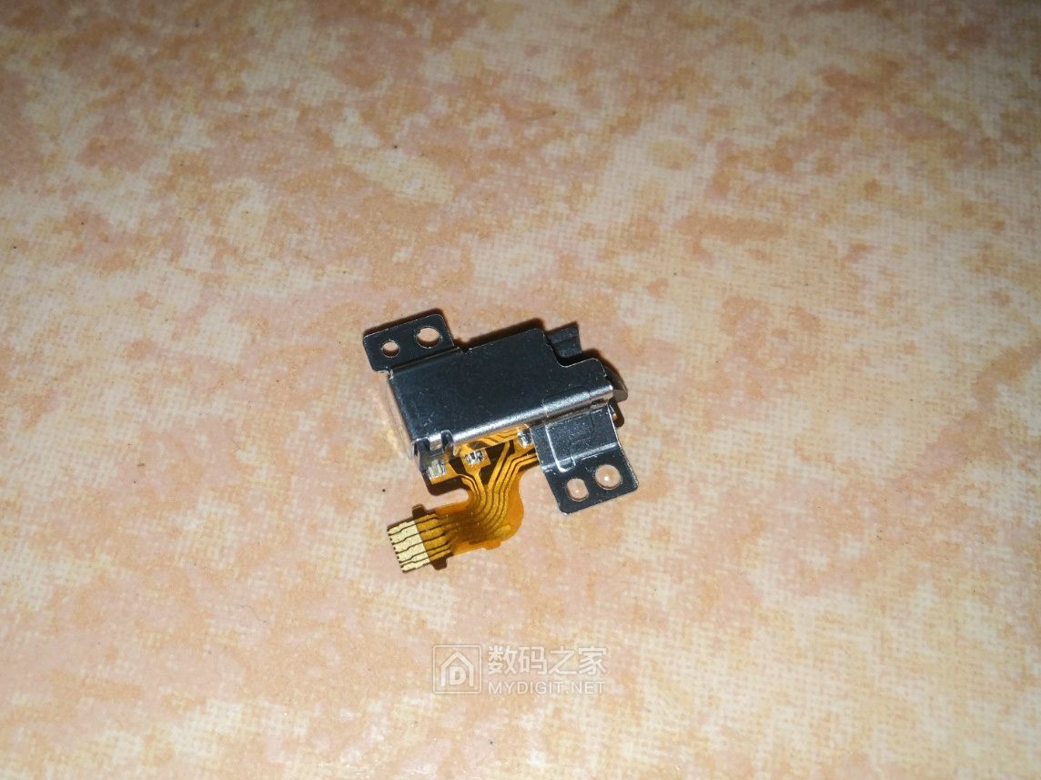 售价1000元的索尼NW-A45无损音乐*放播**器拆解！对比NW-A35主板图