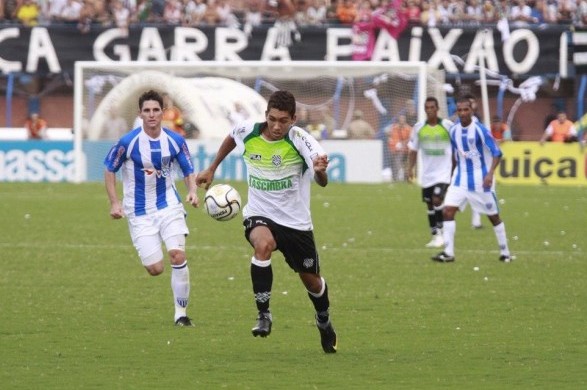 菲尔米诺现在的情况,菲尔米诺怎么进化