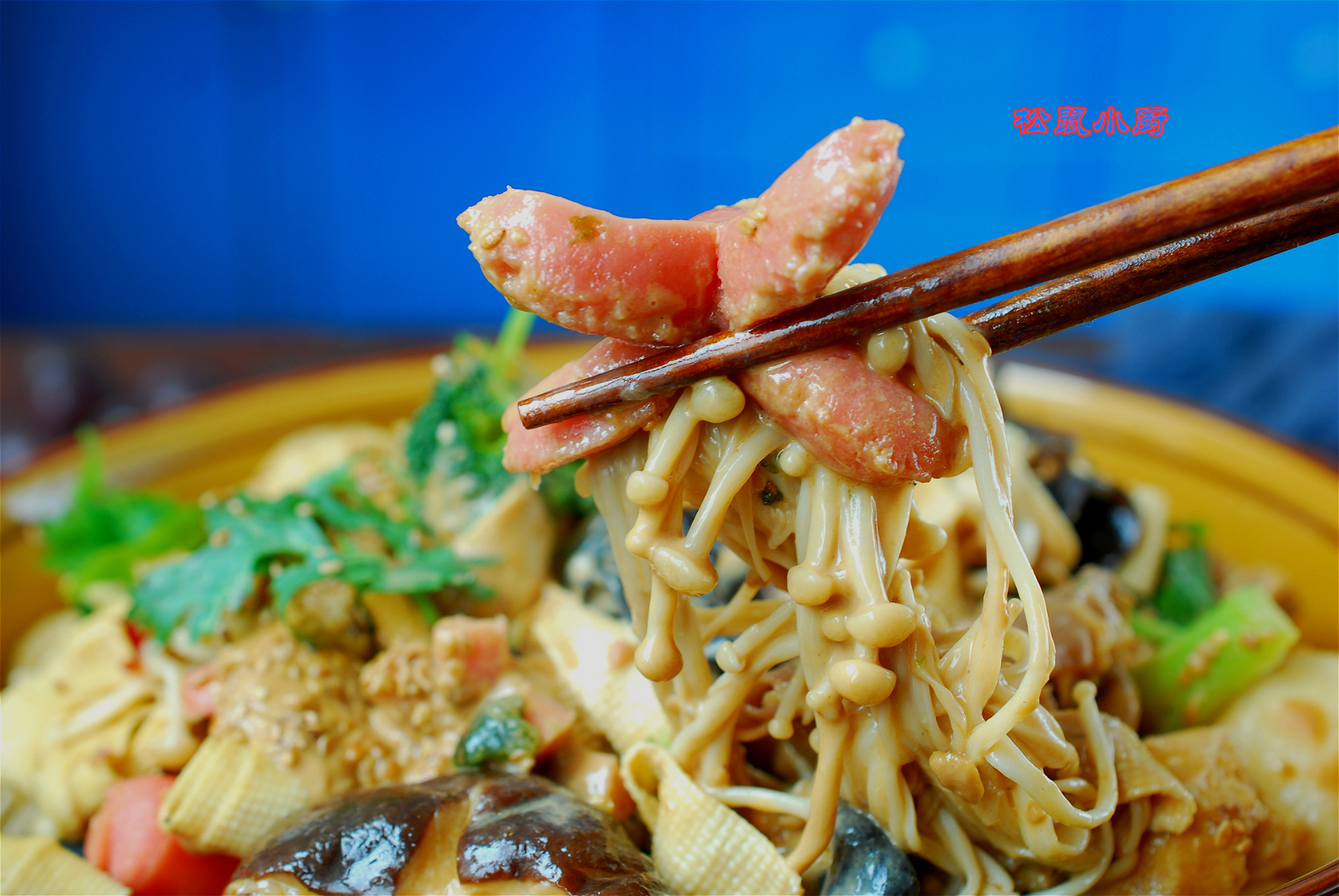 教你一个麻辣烫的做法,最好吃的麻辣烫做法和配方