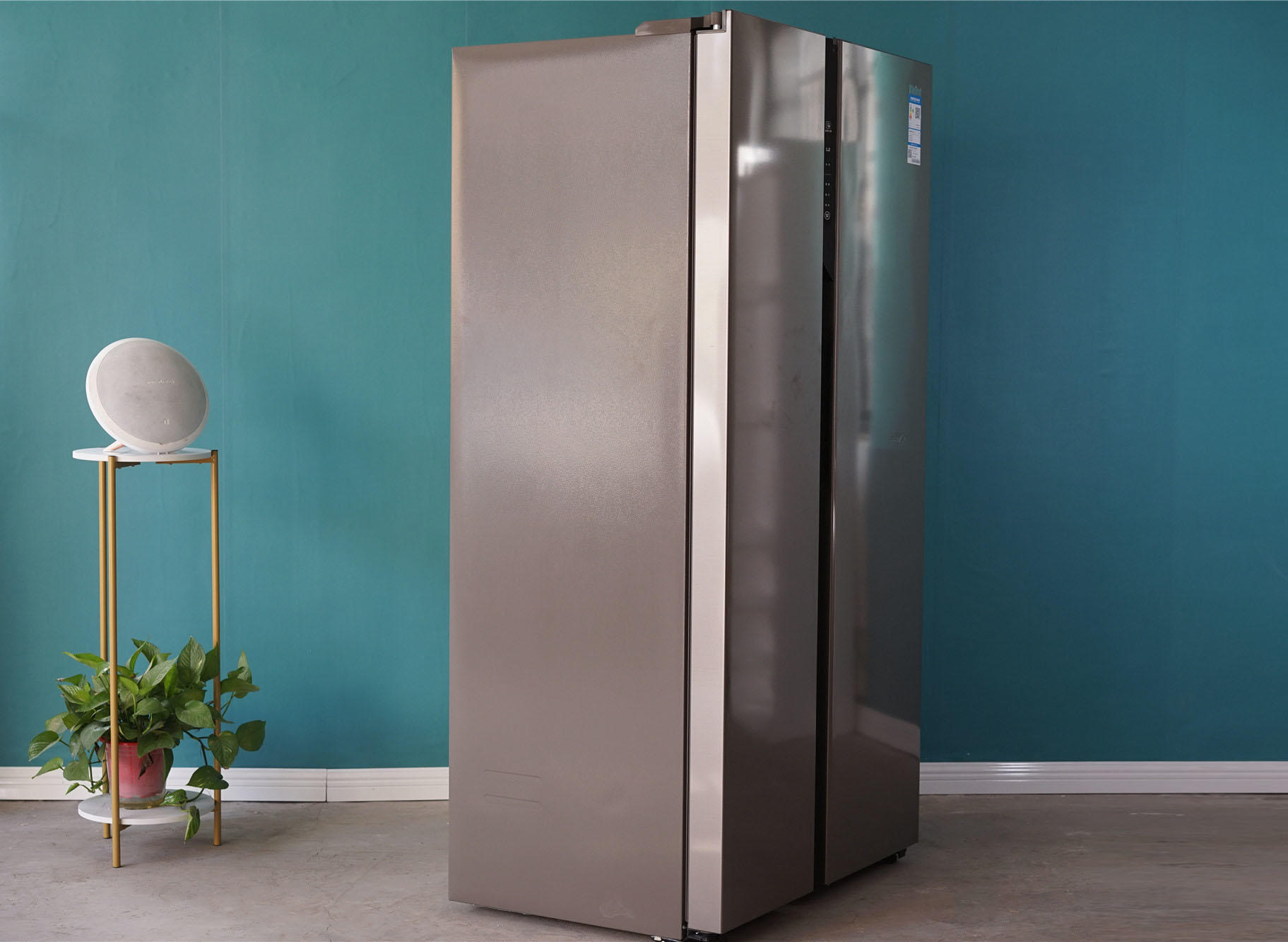 647mm纤薄机身，时尚设计：海尔BCD-515WDPD对开门冰箱