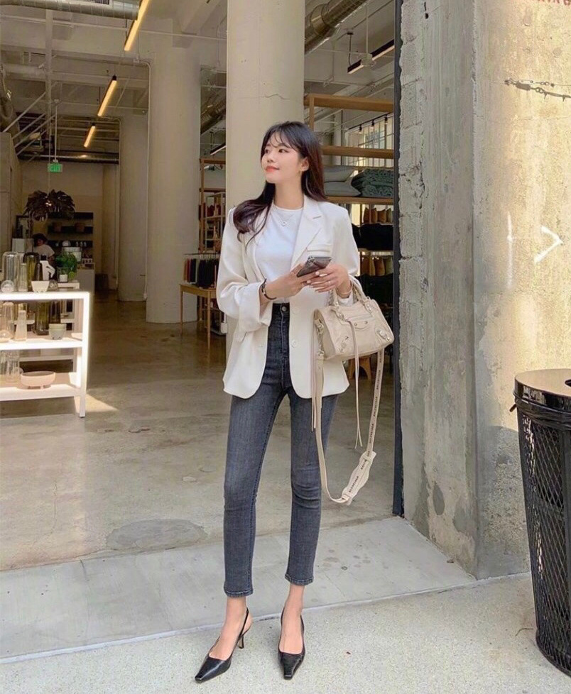 初秋穿搭小姐姐,秋天时髦小姐姐的韩系穿搭火了