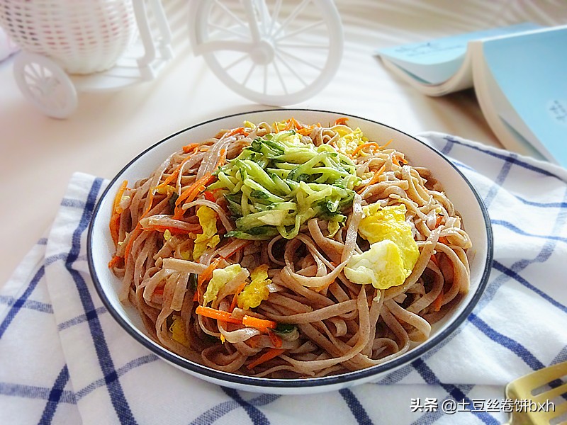 炒面10元一份视频,炒面20元一份