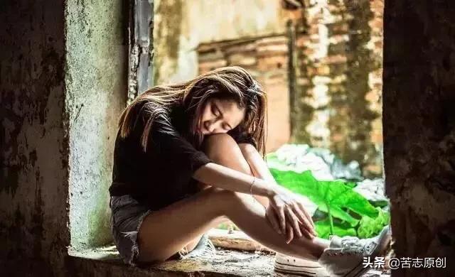 如果没人鼓掌记得给自己点掌声,如果没人给你喝彩记得给自己掌声