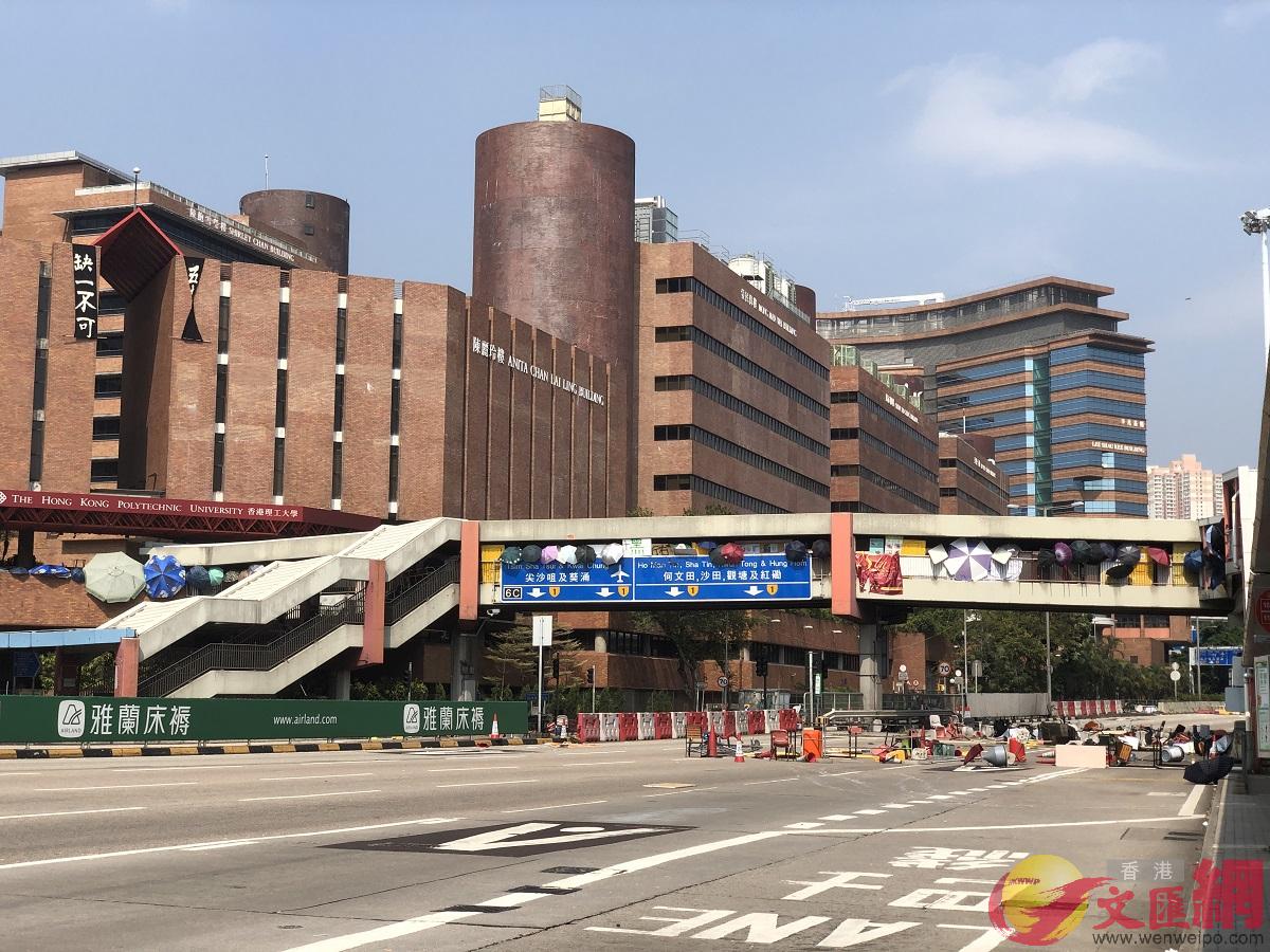 香港多所大学变兵工厂：港警搜获近4000枚汽油弹
