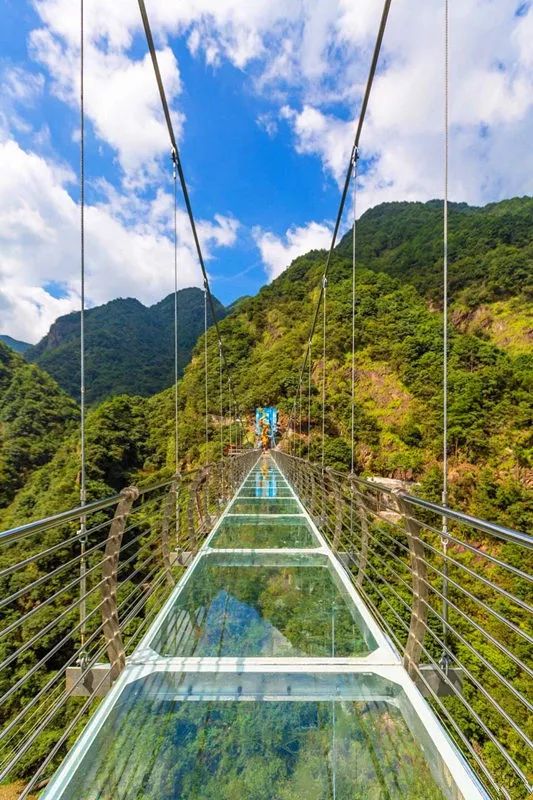 宁波五龙潭玻璃桥感觉怎么样,宁波五龙潭风景区玻璃桥