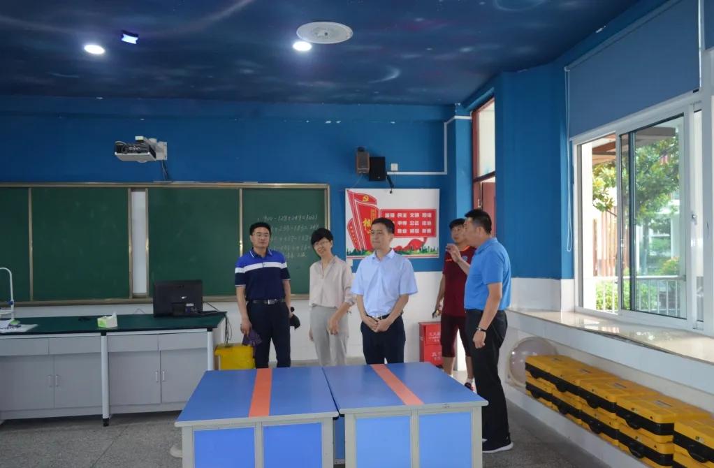 连云港初中封闭式训练营,连云港成人足球训练营招生报名