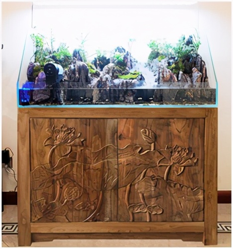 玻璃鱼缸怎么选择,鱼缸底柜用什么材质的好