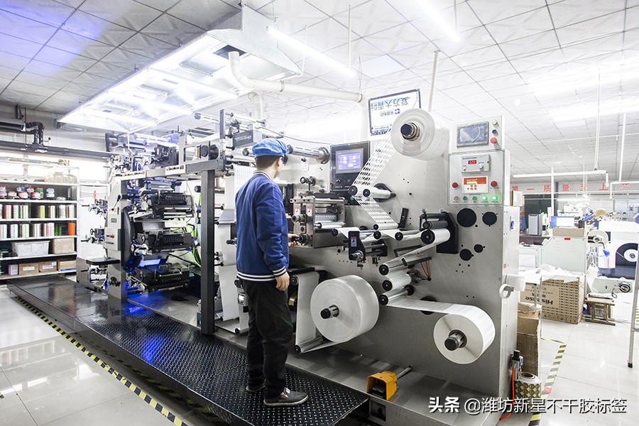 不干胶标签印刷属于哪种印刷工艺,不干胶标签印刷常用的材料有哪些