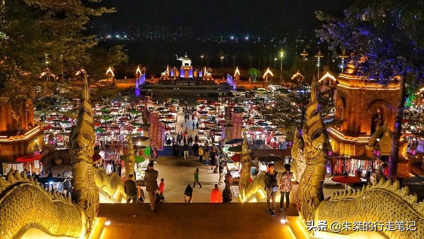 西双版纳摆地摊需要具备哪些东西,夜市摆地摊赚钱的三大技巧