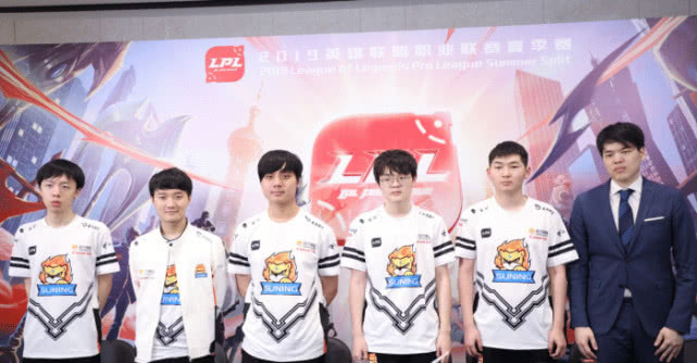 LOL夏季赛SN战胜LGD，引发网友热议，看来叉烧就是妈宝的说明书