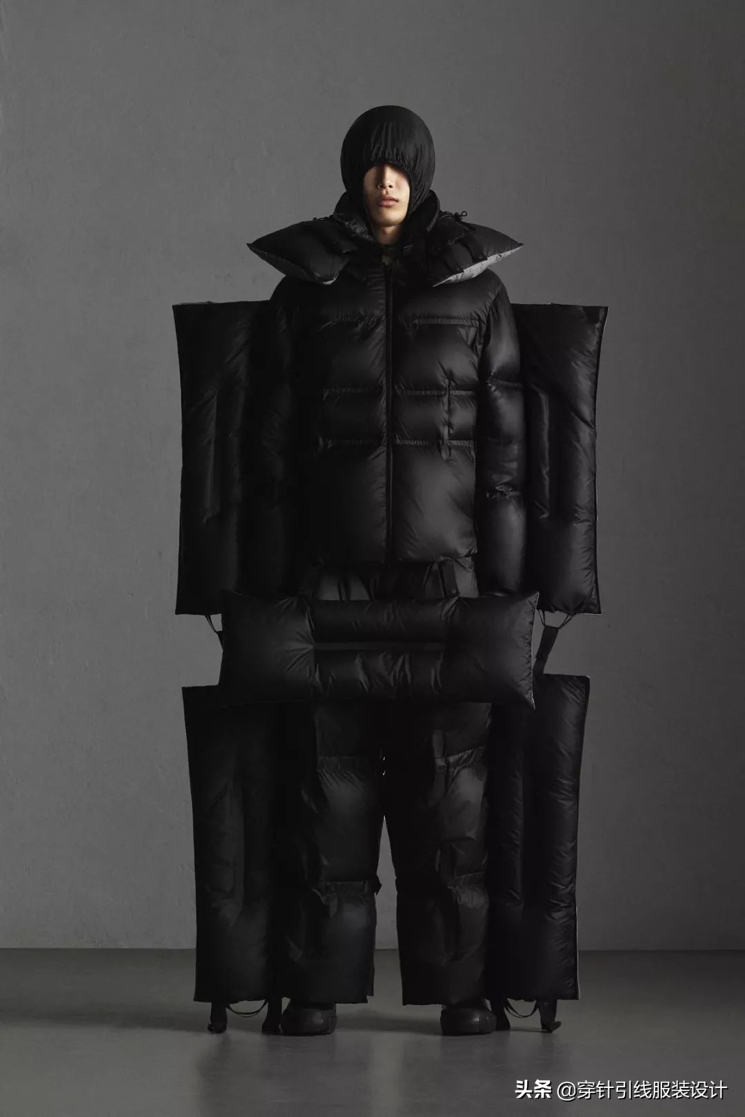 逆天羽绒服设计,moncler羽绒服成毅同款