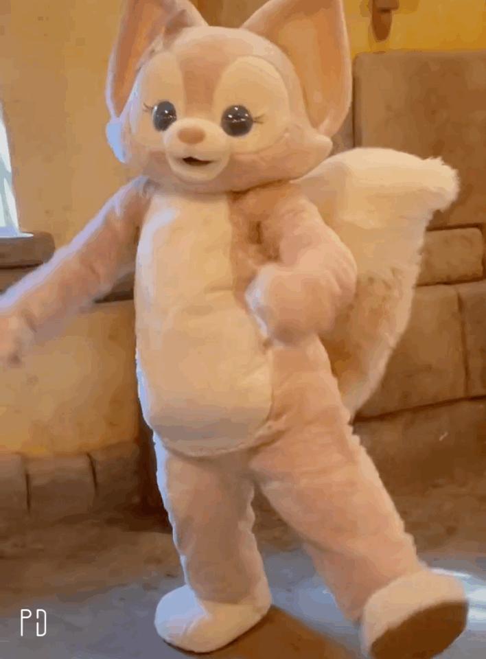 艳压星黛露的“四字爱豆”，抢了多少钱？