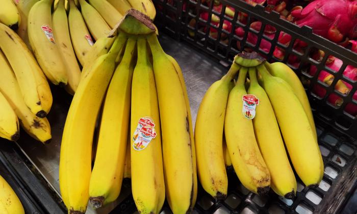 香蕉买弯还是直的好,买香蕉买直的还是弯的