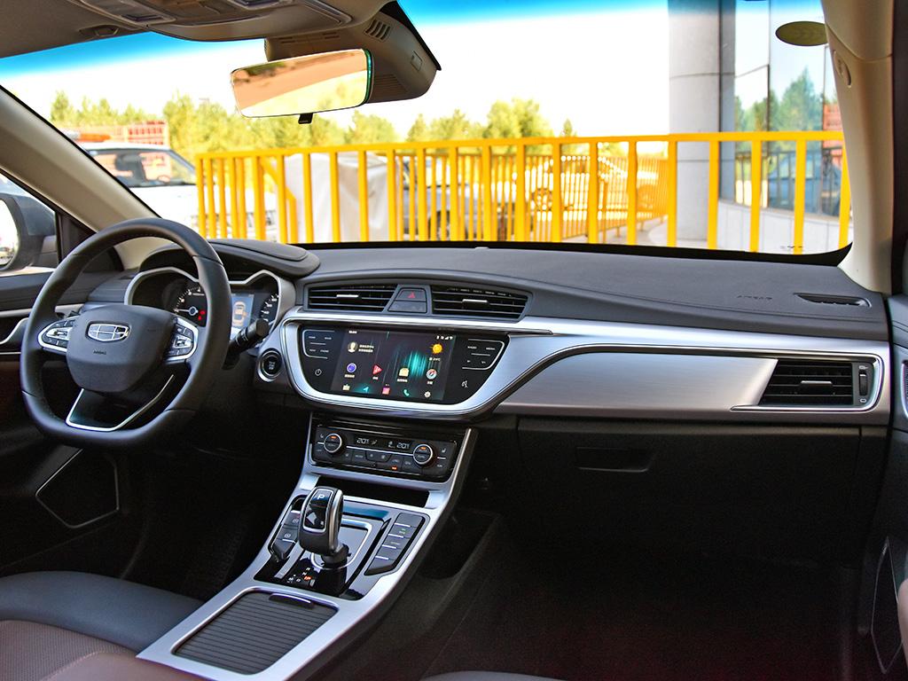 吉利pk合资车,吉利帝豪vs别克gl8