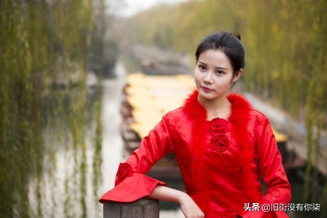 男女交往什么阶段称呼亲爱的,恋爱的女人应该怎样称呼男生