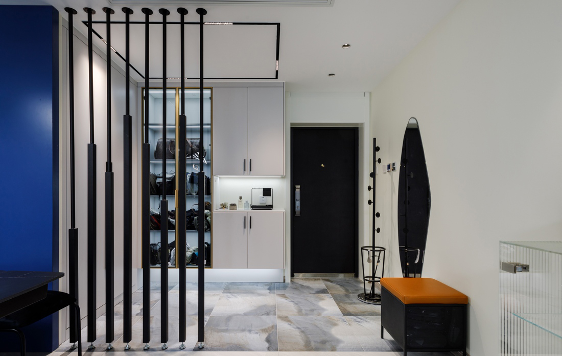 77平米超大客餐厨一体装修,极简风餐厨一体设计