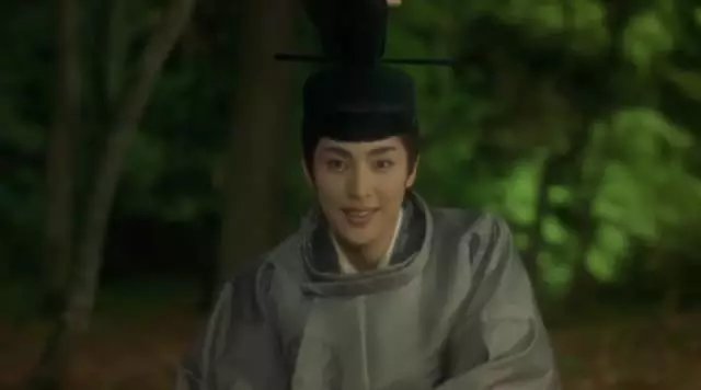 宝玉和源氏出家:不同文化背景下的相同选择