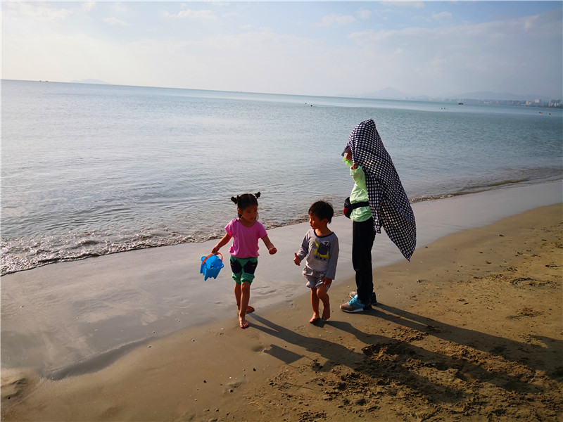 海南兰海美丽新海岸,海南8月风景