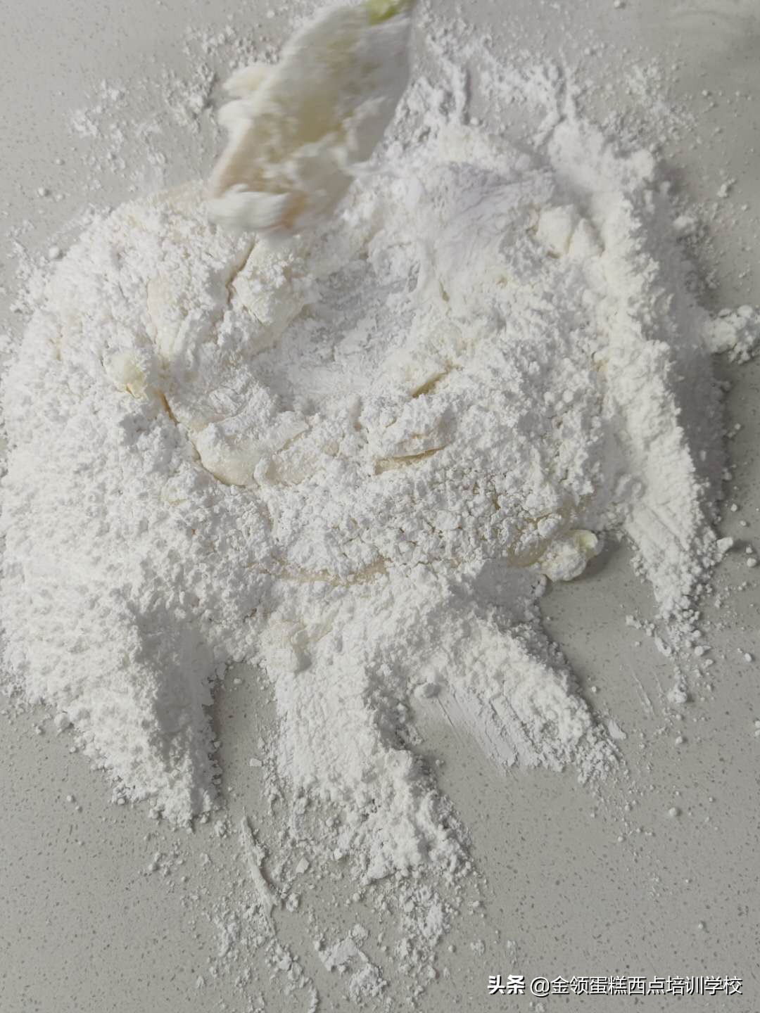 翻糖蛋糕的翻糖皮配方,翻糖做的翻糖蛋糕逼真