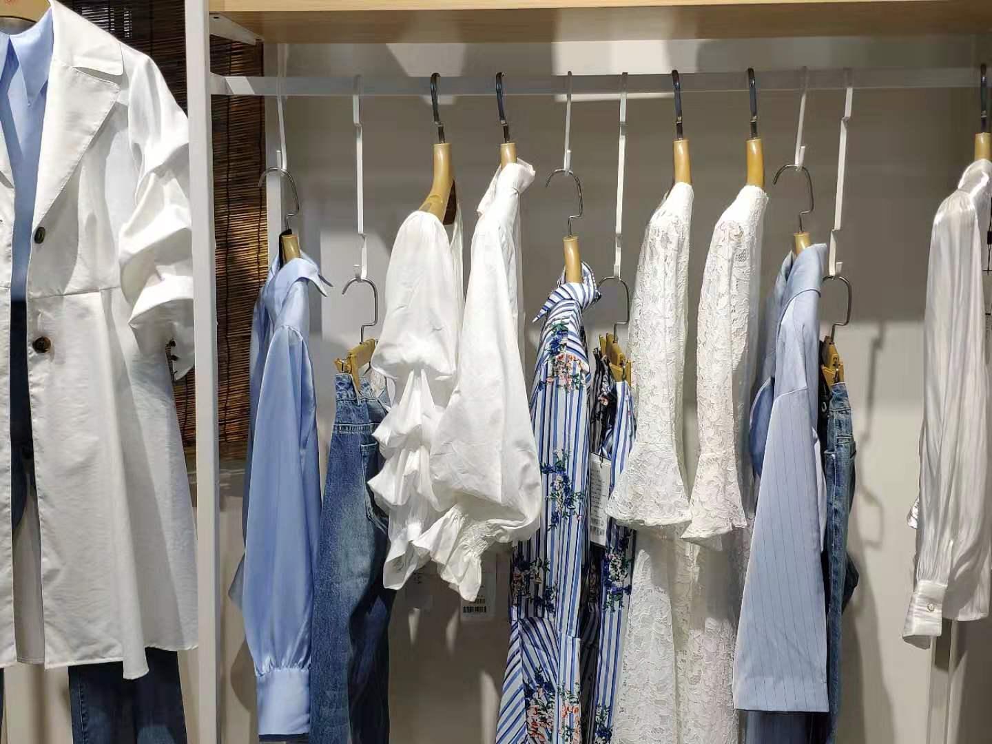 折扣女装批发是骗局吗,折扣服装尾货进货渠道