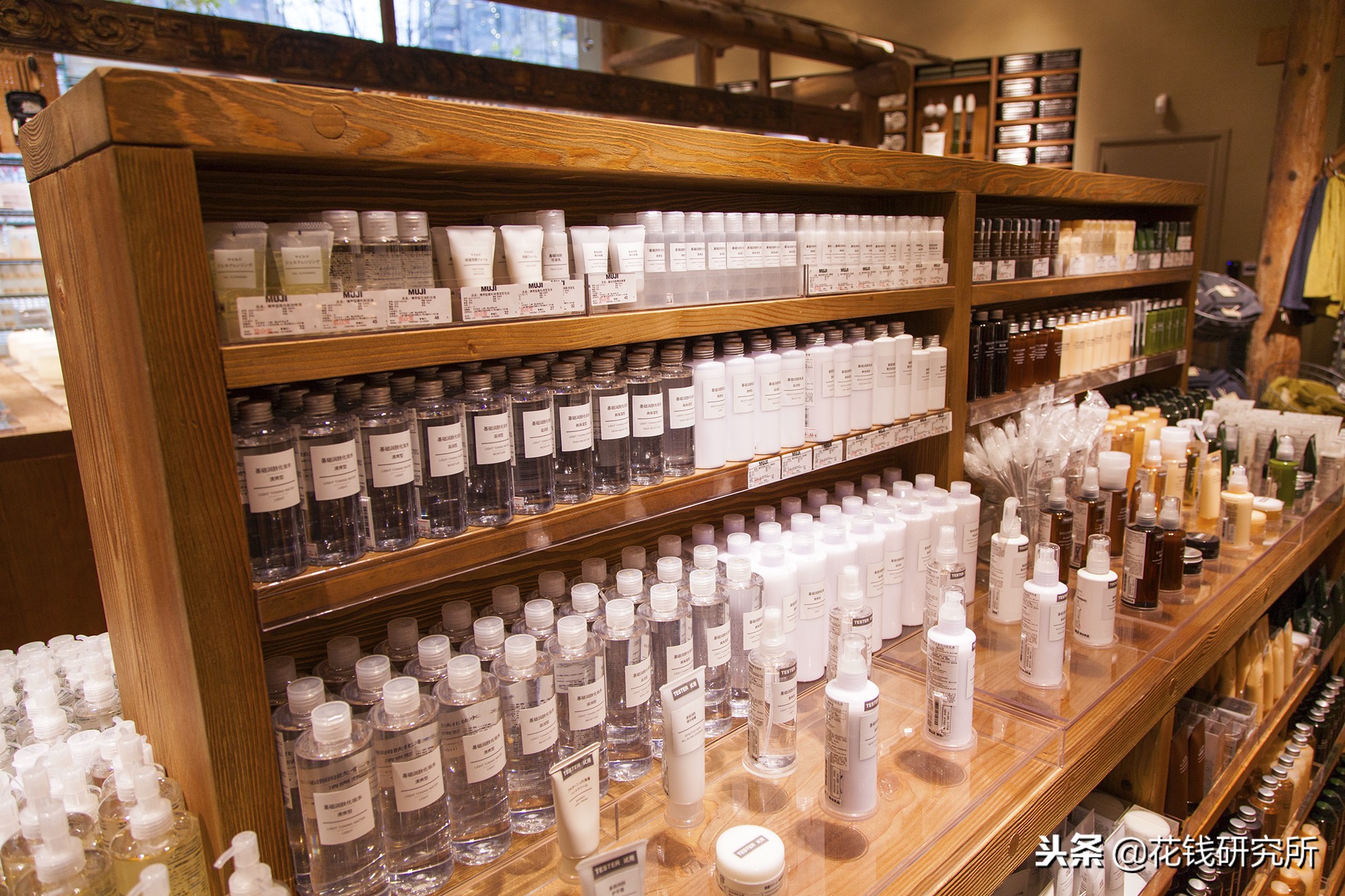 郑州muji世界旗舰店,全球第二家muji世界级旗舰店