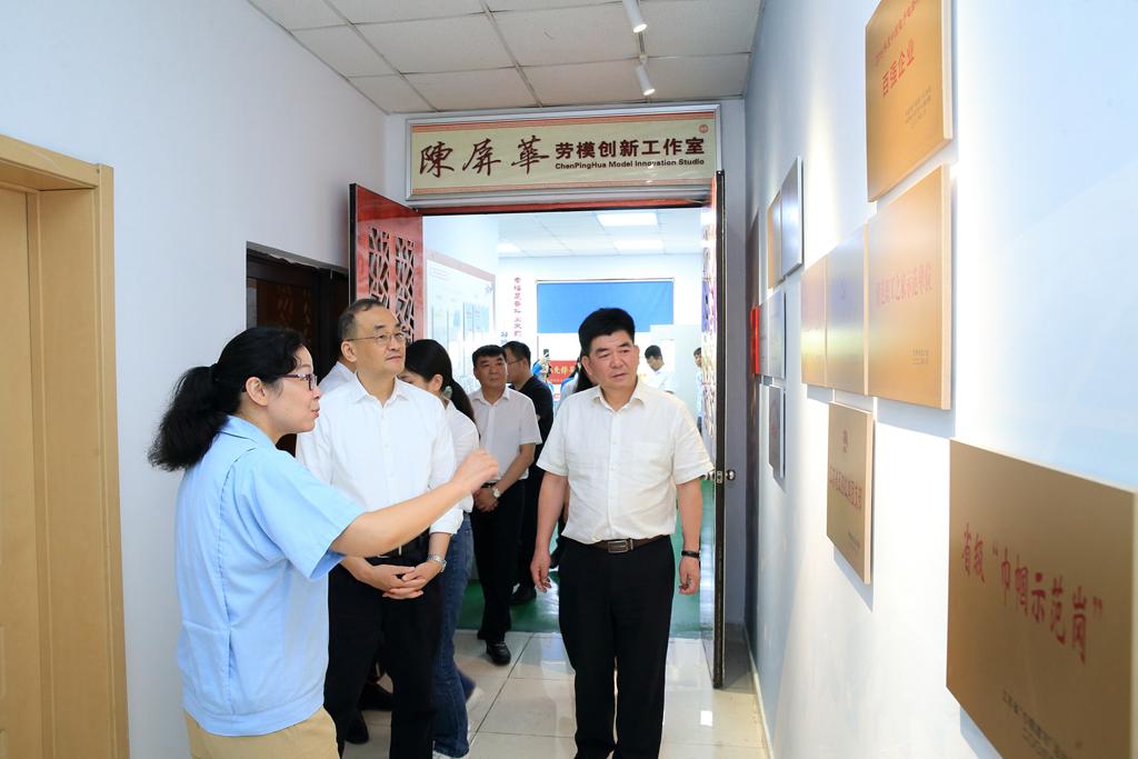 中华全国总工会江广平一行在苏州调研