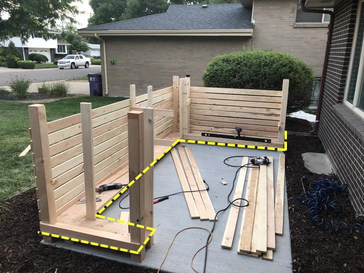 大面积圆形庭院布置,50平方院子设计有环绕院子的水景