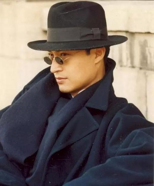 最狗血的琼瑶男主角,琼瑶家暴男