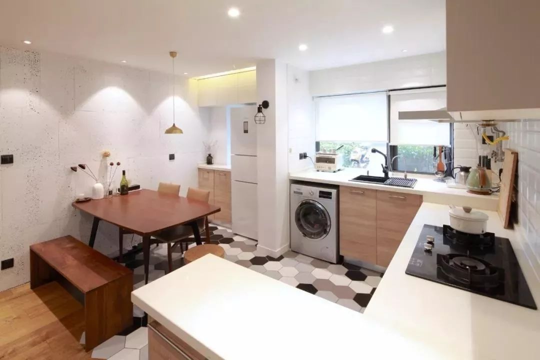 窗帘怎么选省钱又实用,窗帘怎么选好看又实用