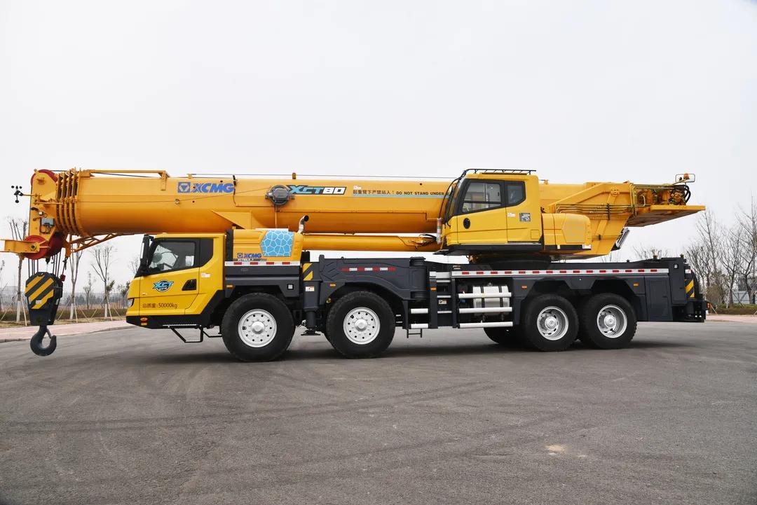 80吨吊车吊装作业视频,最强的80吨吊车