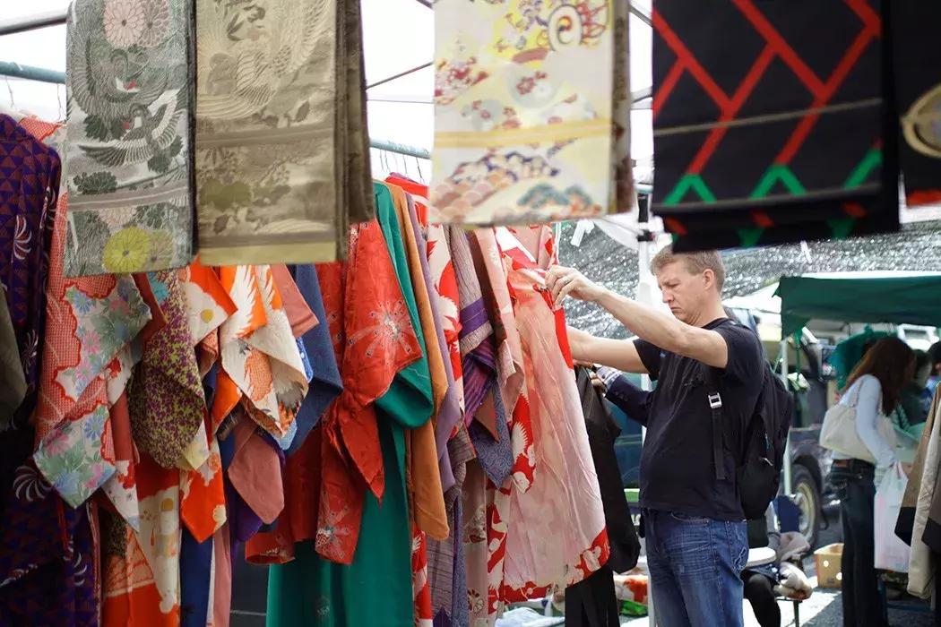 日本跳蚤市场旧货市场,日本的跳蚤市场也太好逛了吧