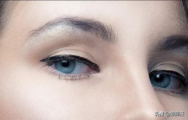 ps人像修图脸上阴影部分怎么提亮,ps女鞋人像图片后期修图教程