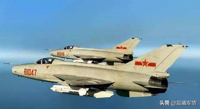 美国rq4全球鹰无人战略侦察机,美国rq4无人机视频